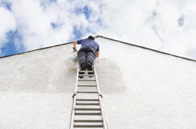 Peinture extérieure à Quiberon — façades et ravalement